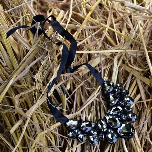 Black Stone Ribbon Necklace